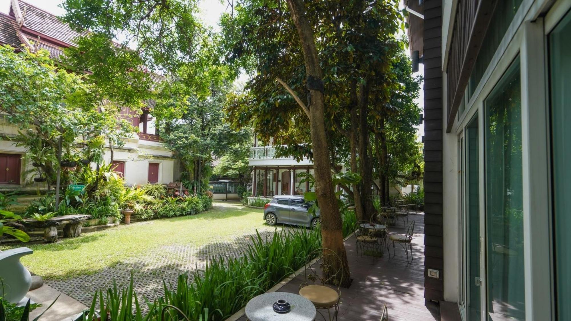 Kodchasri Thani Hotel Chiangmai Chiang Mai Extérieur photo