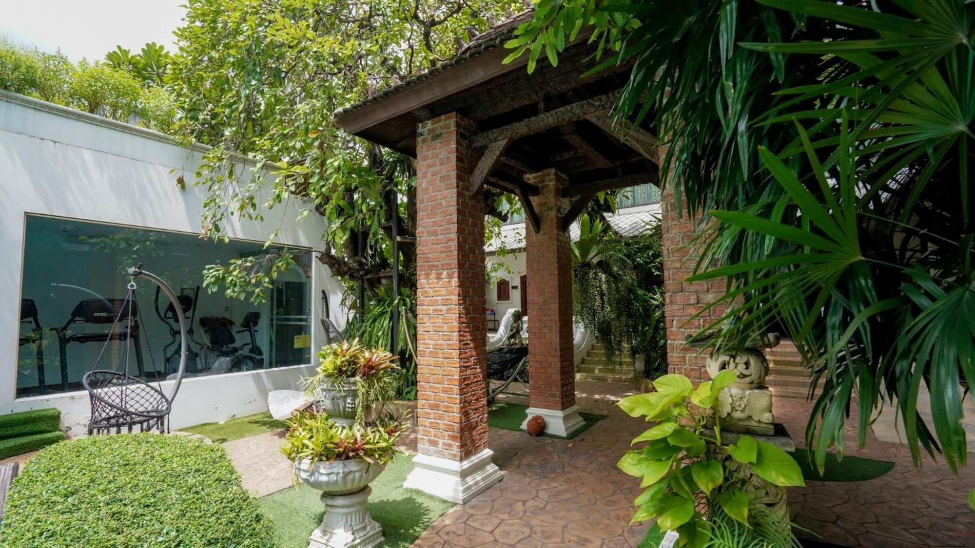 Kodchasri Thani Hotel Chiangmai Chiang Mai Extérieur photo