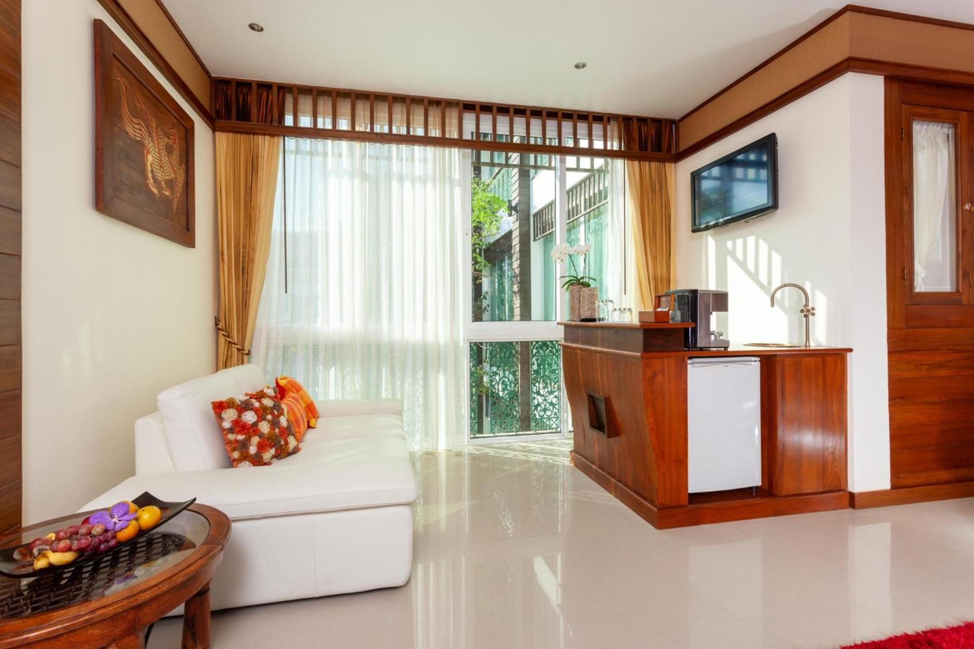 Kodchasri Thani Hotel Chiangmai Chiang Mai Extérieur photo